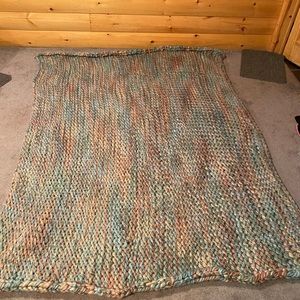 Hand knit chunky knit blanket